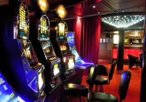 Нижнекамка просит помочь спасти ее отца от игромании - НТР 24