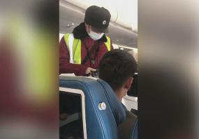Нижнекамка сняла на видео, как в аэропорту проверяют туристов, прилетевших из Китая
