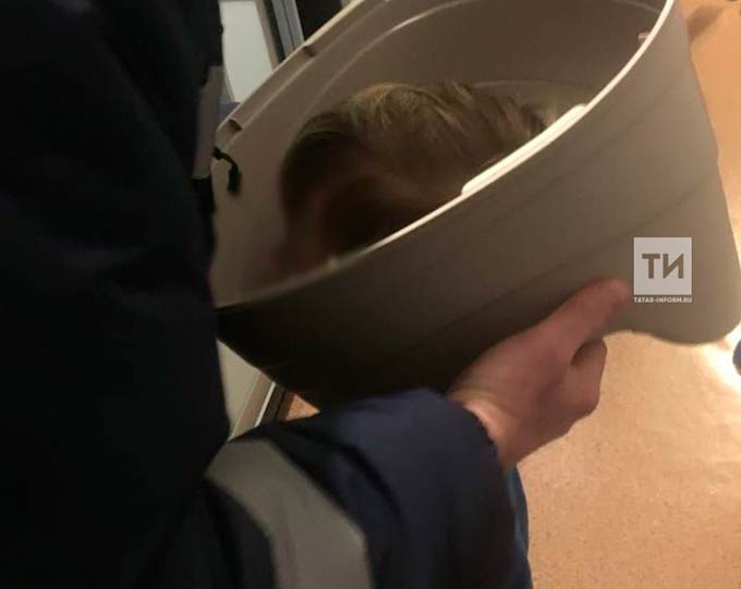 В Татарстане ребёнок застрял головой в горшке