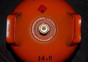 В Татарстане заключенным везли смартфоны в газовом баллоне - НТР 24