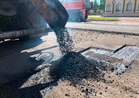 В Нижнекамске на ремонт дорог потратят 10 млн рублей