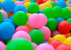 Посетителей одного из торговых центров Татарстана эвакуировали из-за ЧП в детской комнате - НТР 24