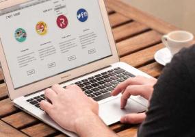 Сайт, приносящий «удачу и деньги», продают в Татарстане за 20 млрд рублей - НТР 24