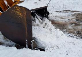 Депутат из Татарстана сломал нос мужчине, который попросил его очистить дорогу от снега - НТР 24