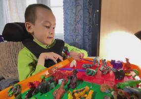 Страдающий страшным заболеванием ребенок из Татарстана мечтает побывать в Африке