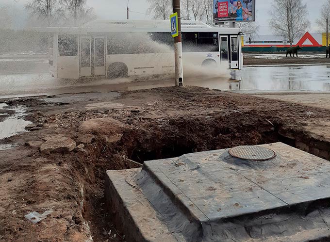 В Нижнекамске восстановят тротуар на пр.Шинников, который «исчез» после ремонтных работ