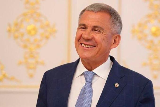 Глава Татарстана присоединился к флешмобу в честь Дня счастья