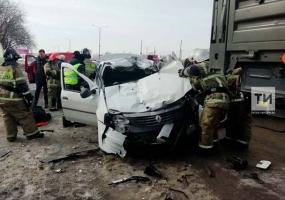 В Интернете появилось видео с места смертельного ДТП в Челнах - НТР 24