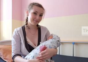 Рустам Минниханов посетил перинатальный центр РКБ и рассказал о социальных гарантиях женщин - НТР 24