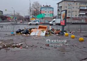 Местные жители возмутились свалкой, которую оставили торговцы цветами - НТР 24