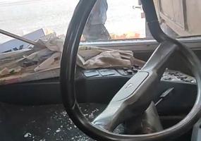 Появилось видео с места ДТП с участием пассажирского автобуса и грузовика в Нижнекамске