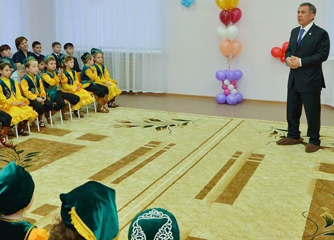 Минниханов отменил в Татарстане «абонентскую» плату за детские сады