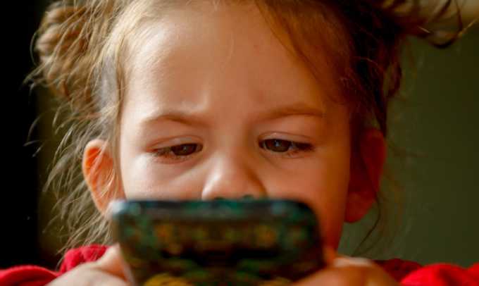 В Татарстане в самоизоляцию на детский телефон доверия стали чаще поступать звонки