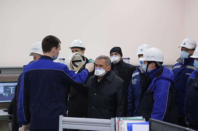 Рустам Минниханов посетил стройплощадку нового этиленового комплекса  НКНХ