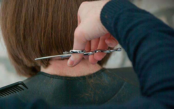 В Татарстане с 20 апреля разрешили работу парикмахерских при соблюдении норм