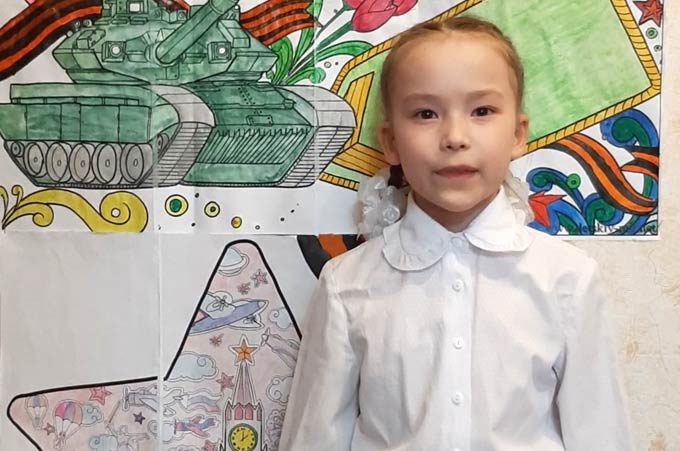 #ДЕНЬПОБЕДЫВМЕСТЕ: первоклассница Полина Митрофанова