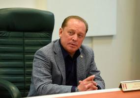 Мэр Нижнекамска провёл совещание с городским оперштабом по коронавирусу