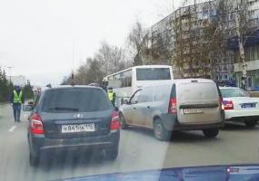 В Нижнекамске из-за проверок на дорогах образовались пробки