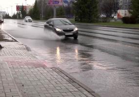 Проливной дождь затопил Нижнекамск