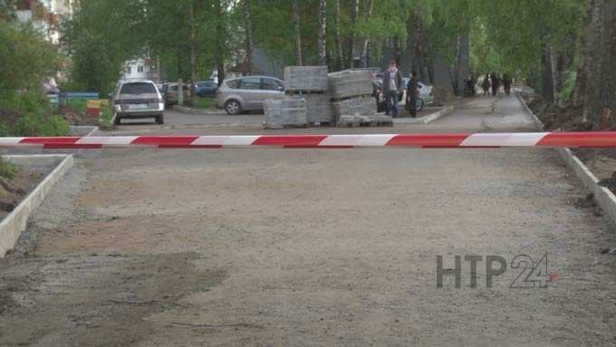 Жильцы одного из домов в Нижнекамске выступают против брусчатки и велодорожки во дворе