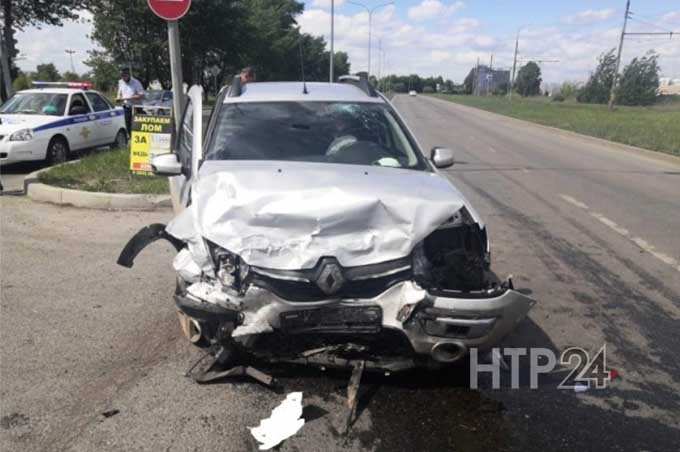 Житель Татарстана погиб в ДТП после того, как его машину протаранила BMW