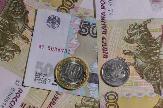 Минимальное пособие для безработных россиян предложили увеличить в 3 раза