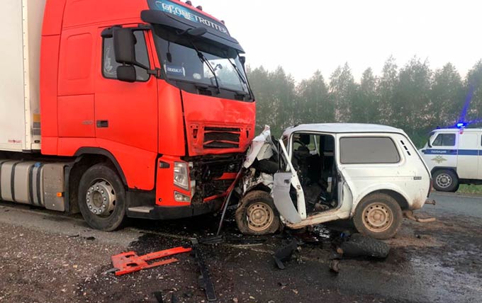 В Татарстане в результате ДТП на трассе Казань - Ульяновск погибли три брата