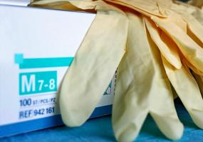 Татарстанцы начали жаловаться на слишком дорогие перчатки - НТР 24