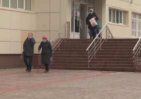 В МФЦ теперь снова можно подать заявление на замену прав и назначение выплат на рождение первенца - НТР 24