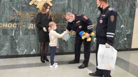 В Татарстане инспекторы ДПС спасли ребёнка с сильным кровотечением - НТР 24