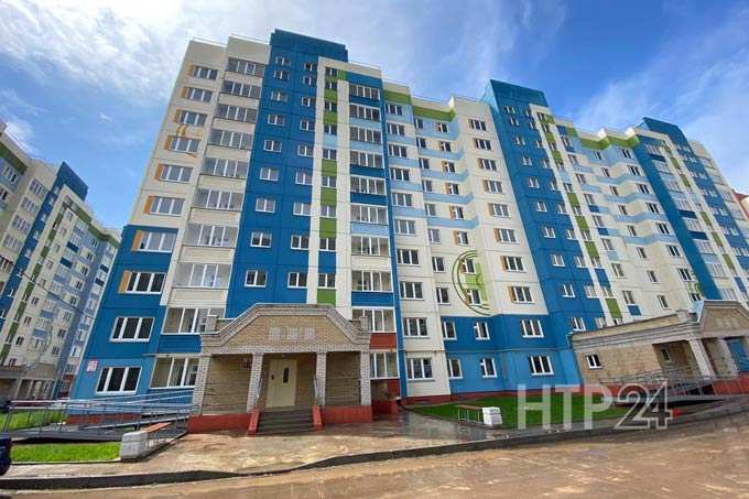 120 нижнекамских семей получили ключи от квартир в новом доме на ул.Корабельной