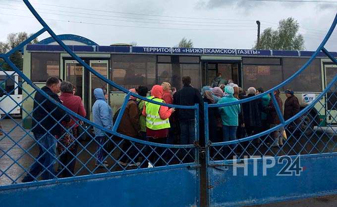 В «родительскую субботу» в Нижнекамске будут организованы автобусные рейсы на кладбище