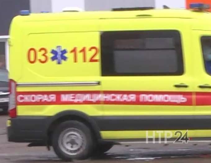 В Татарстане водитель без прав врезался в остановку, у девочки-подростка тяжёлые травмы мозга