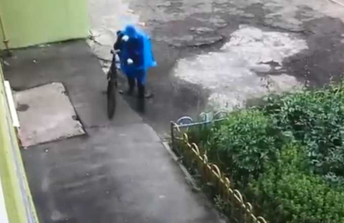 В Нижнекамске разыскивают злоумышленника, «одолжившего» чужой велосипед