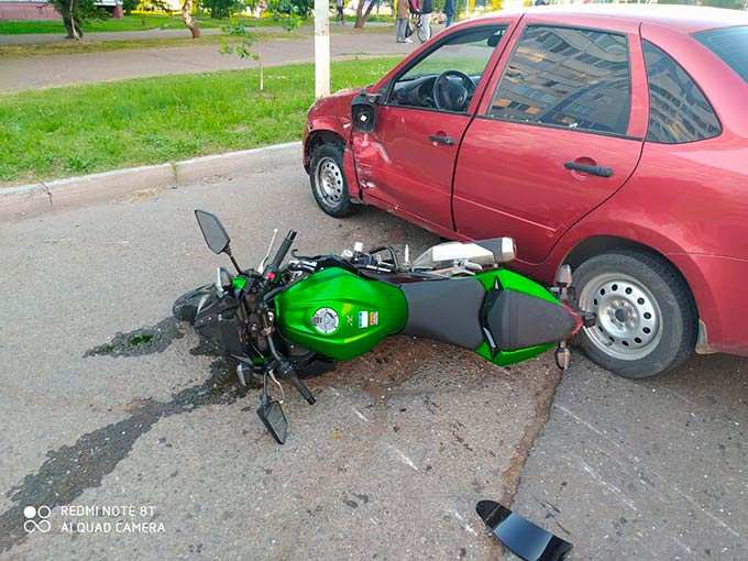 Серьёзные травмы получил мотоциклист в Нижнекамске в столкновении с «Ладой»