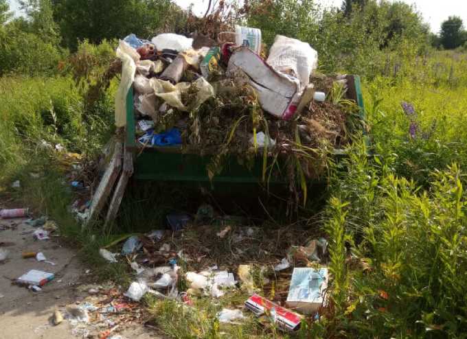 Нижнекамские дачники жалуются на мусор, который отказываются вывозить «из-за коронавируса»