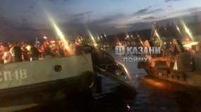 В Татарстане машина с водителем, упав с парома, едва не ушла под воду - НТР 24