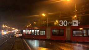 Трамвай и такси столкнулись в Казани