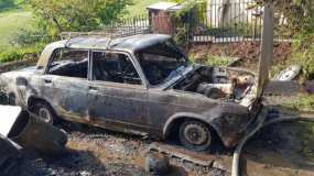 В Нижнекамском районе неосторожный курильщик спалил свою дачу и автомобиль