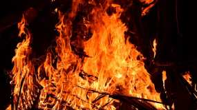 Житель Татарстана решил убить пенсионерку и поджёг её дом