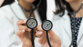 Медик рассказала, как определить онкологию по запаху - НТР 24