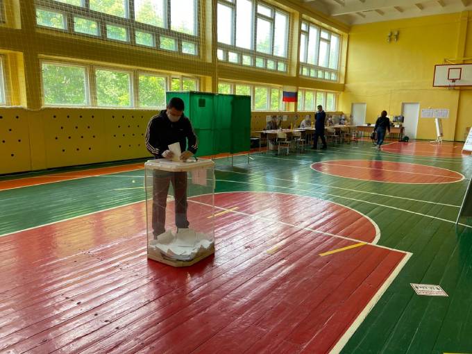 Более 73 процентов избирателей в Нижнекамске проголосовали по поправкам в Конституцию
