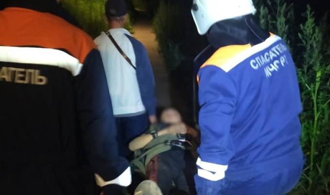 В Татарстане спасатели помогли упавшему в овраг мужчине