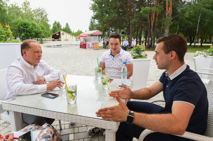 Мэр Нижнекамска встретился со своими инстаграм-подписчиками