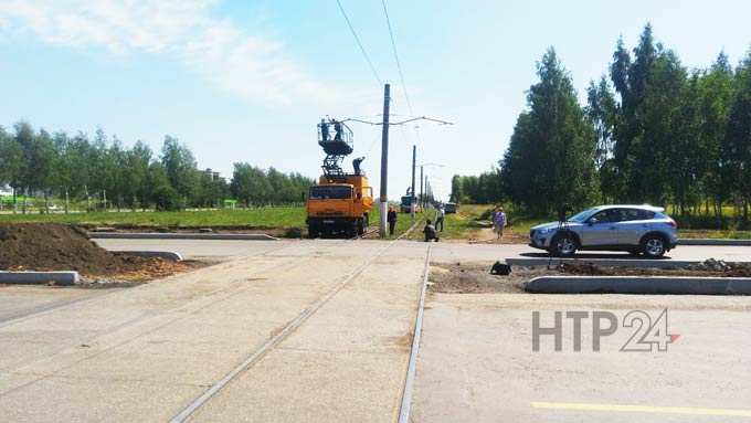 В Нижнекамске «КАМАЗ» порвал трамвайные провода, устроив транспортный коллапс