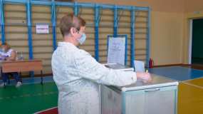 Нижнекамцы голосуют по поправкам в Конституцию - НТР 24