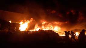 В Казани рядом с нефтебазой произошёл сильный пожар
