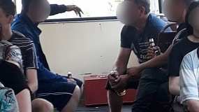 Нижнекамка рассказала о мужчине, который вымыл ноги в трамвае - НТР 24