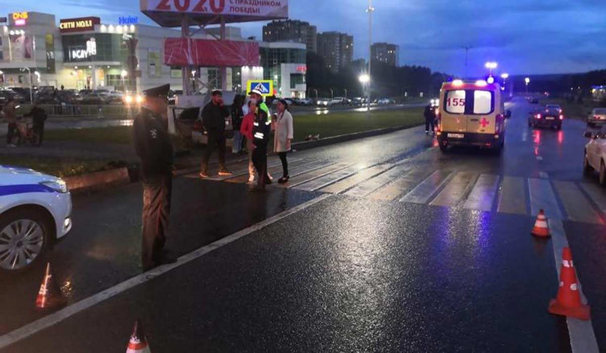 В Татарстане пьяный водитель врезался в людей на пешеходном переходе