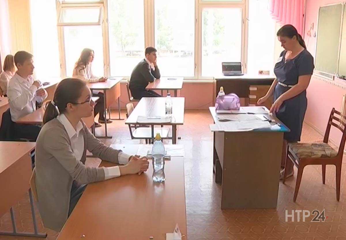 Татарстанским учителям разрешили стоять у доски без маски